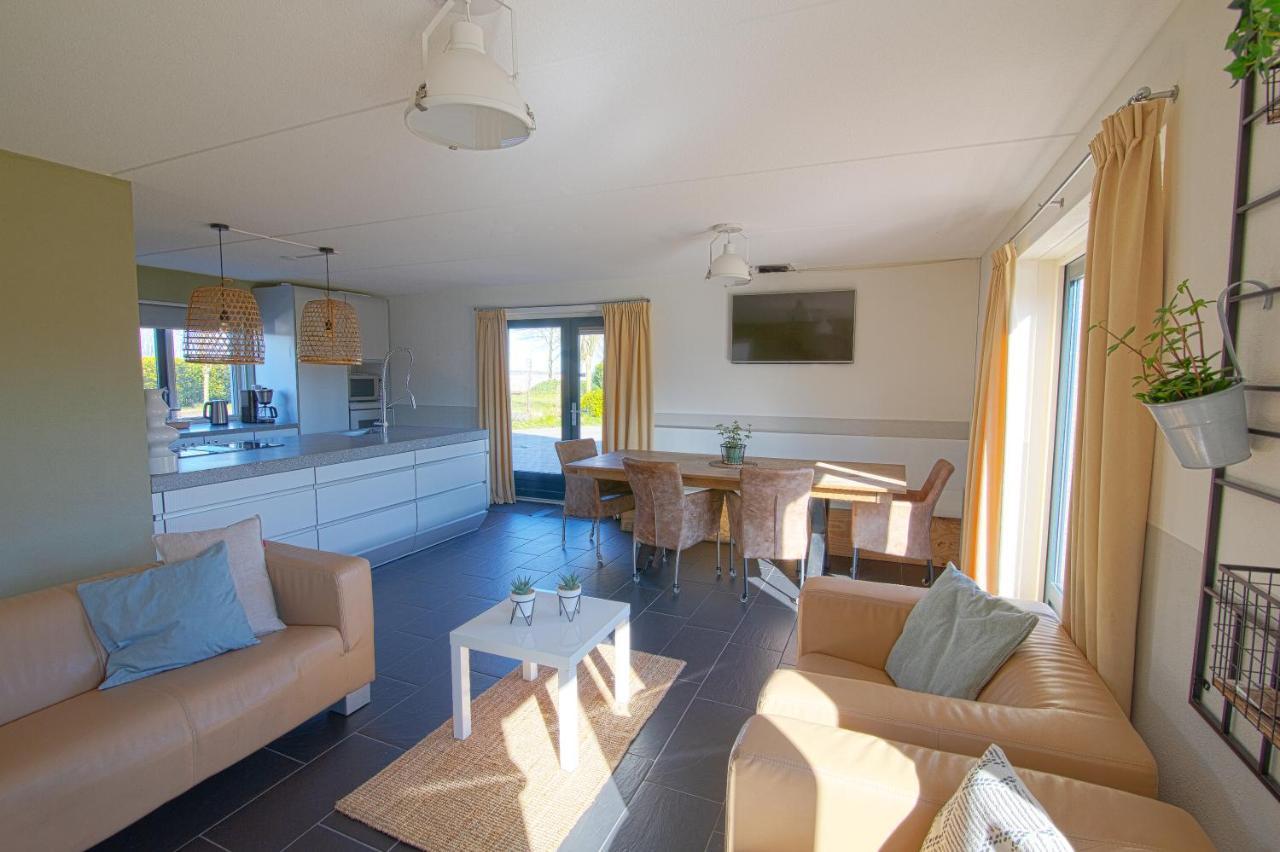 Luxus Familienvilla Mit Jacuzzi & Sauna Tzummarum Экстерьер фото